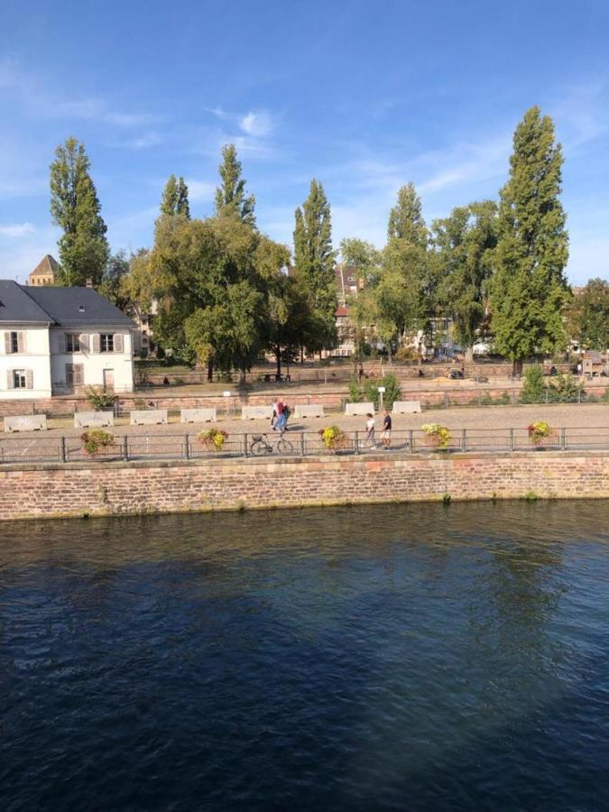 Au Bord De L'Eau Apartment Strasbourg Luaran gambar