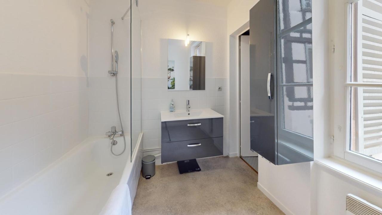 Au Bord De L'Eau Apartment Strasbourg Luaran gambar